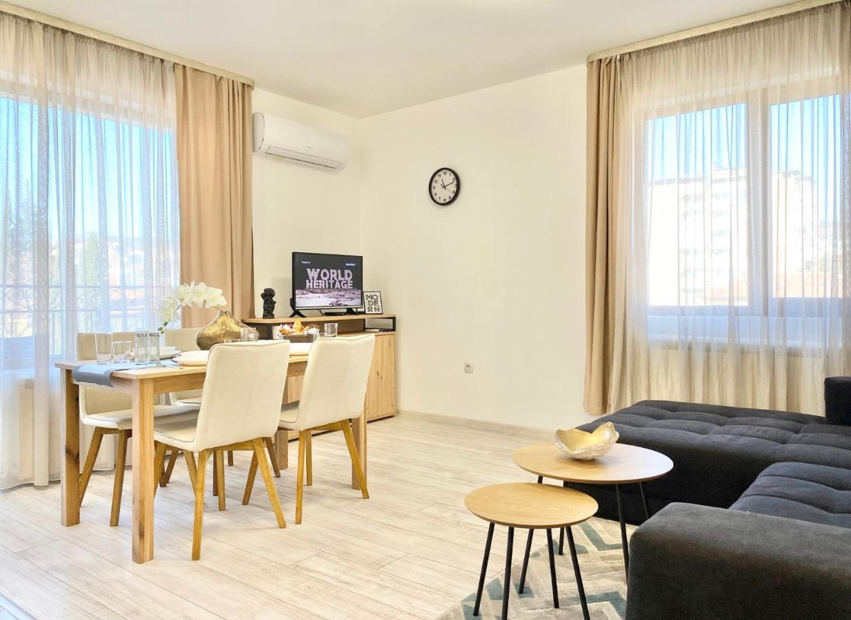 Central Apartment For 4 Guests Next To State Opera 旧扎戈拉 外观 照片