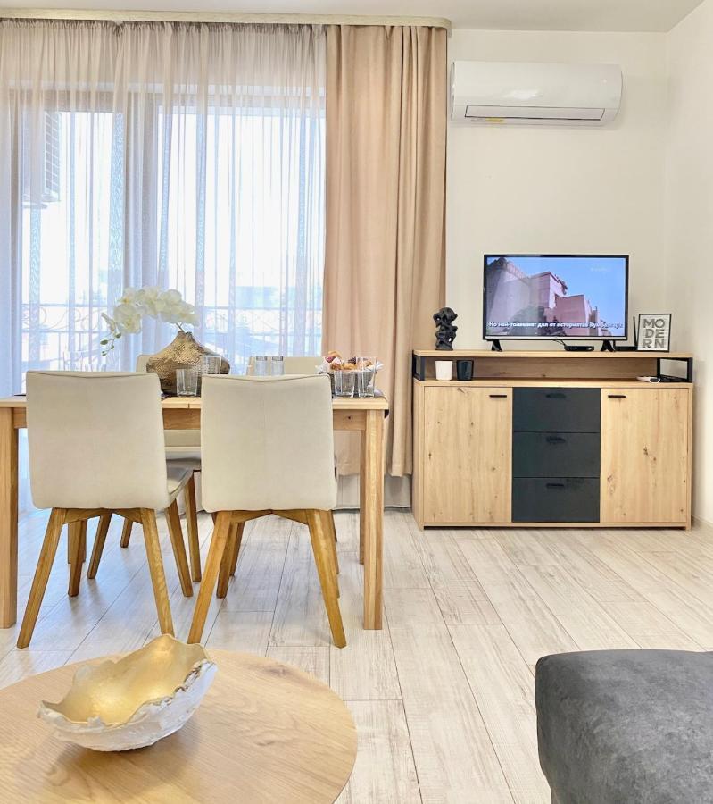 Central Apartment For 4 Guests Next To State Opera 旧扎戈拉 外观 照片